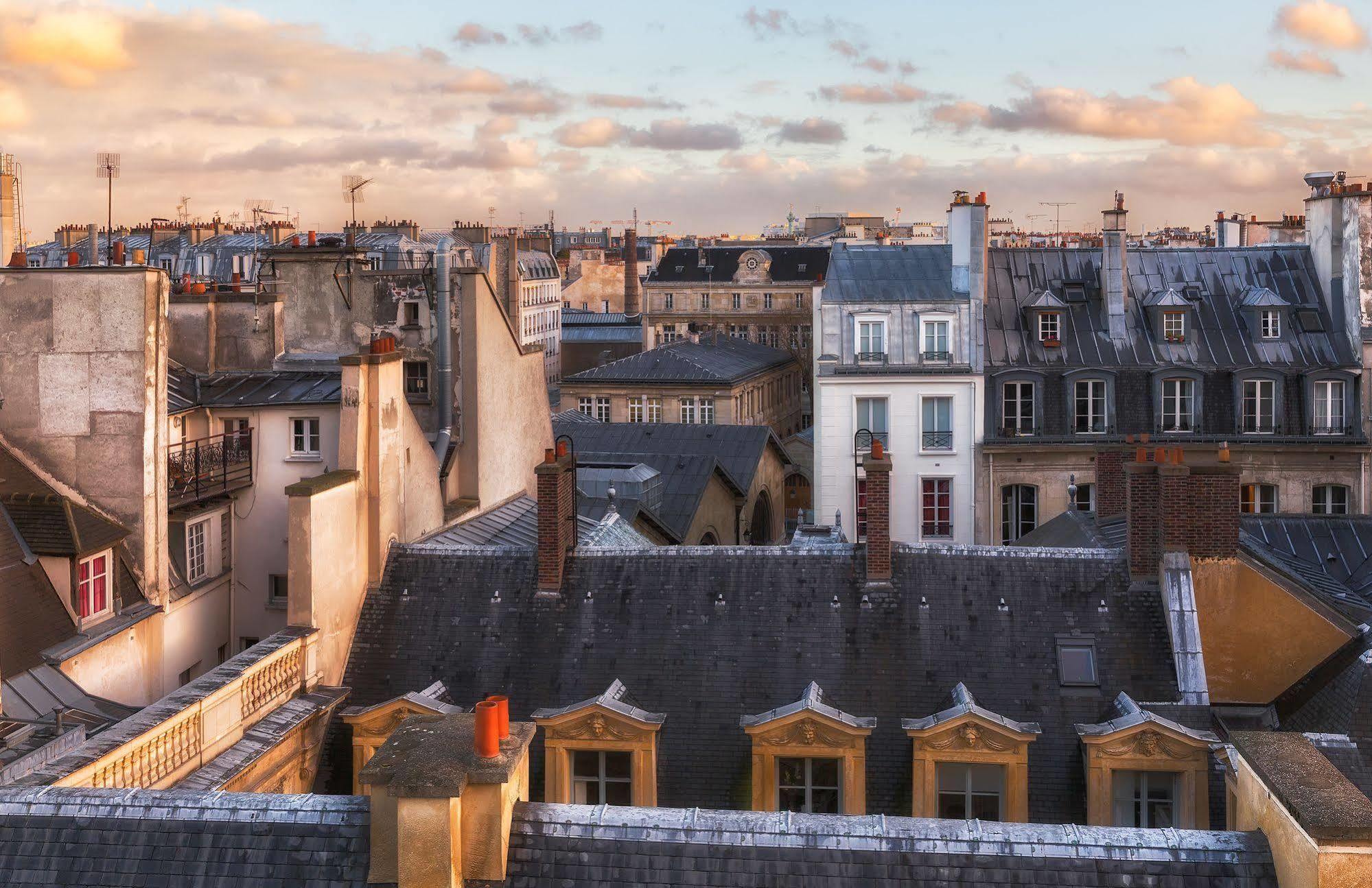 Laz' Urbain 4* Paris