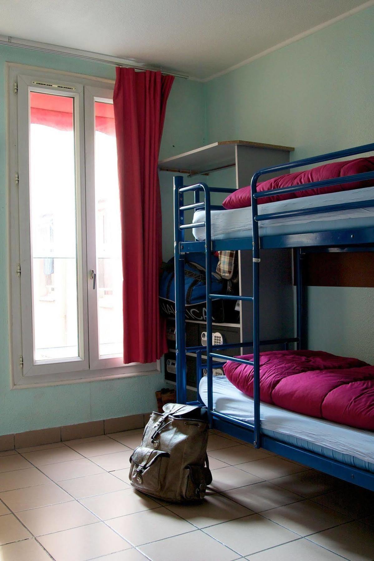 Internationale Des Jeunes Albergue *