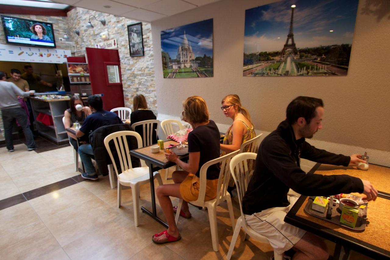 Internationale Des Jeunes * Paris