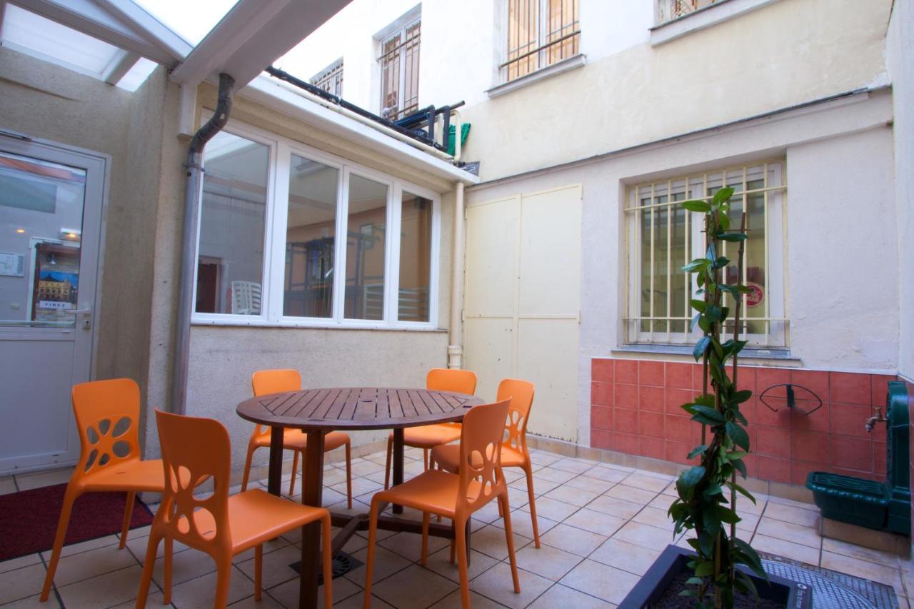 Internationale Des Jeunes Albergue Paris