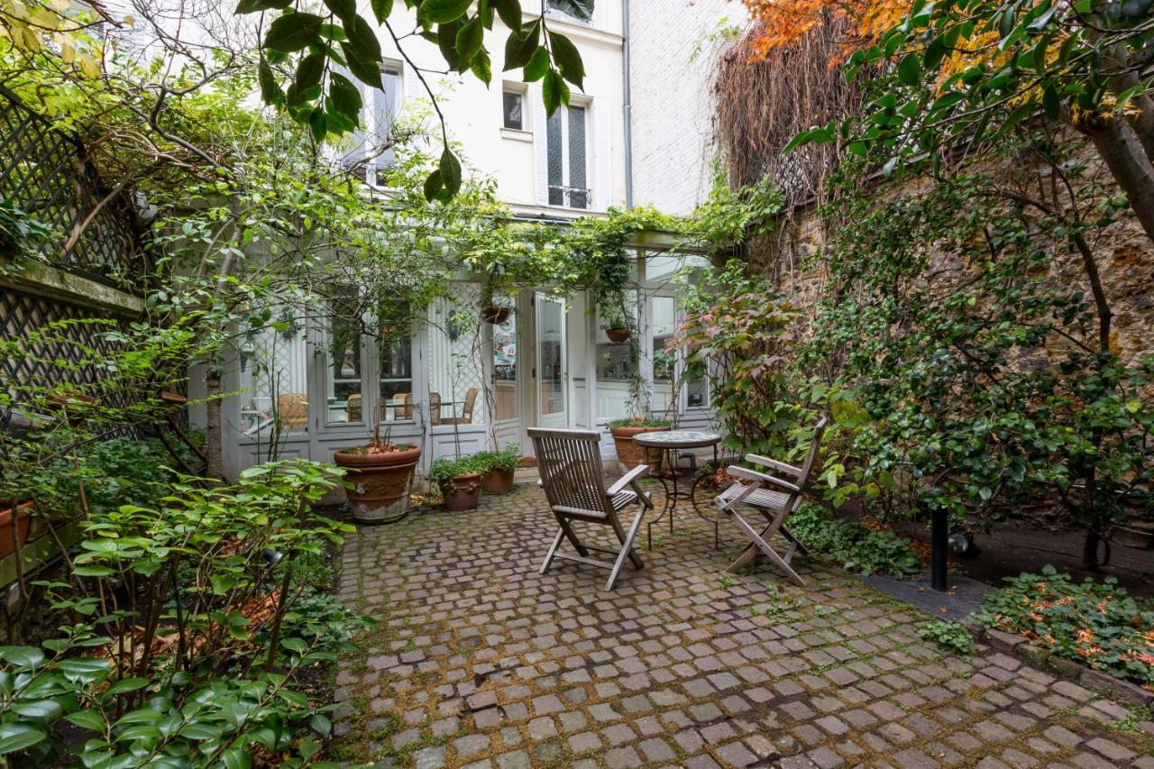 Holiday home Veeve - Charming Townhouse Near Parc Montsouris *