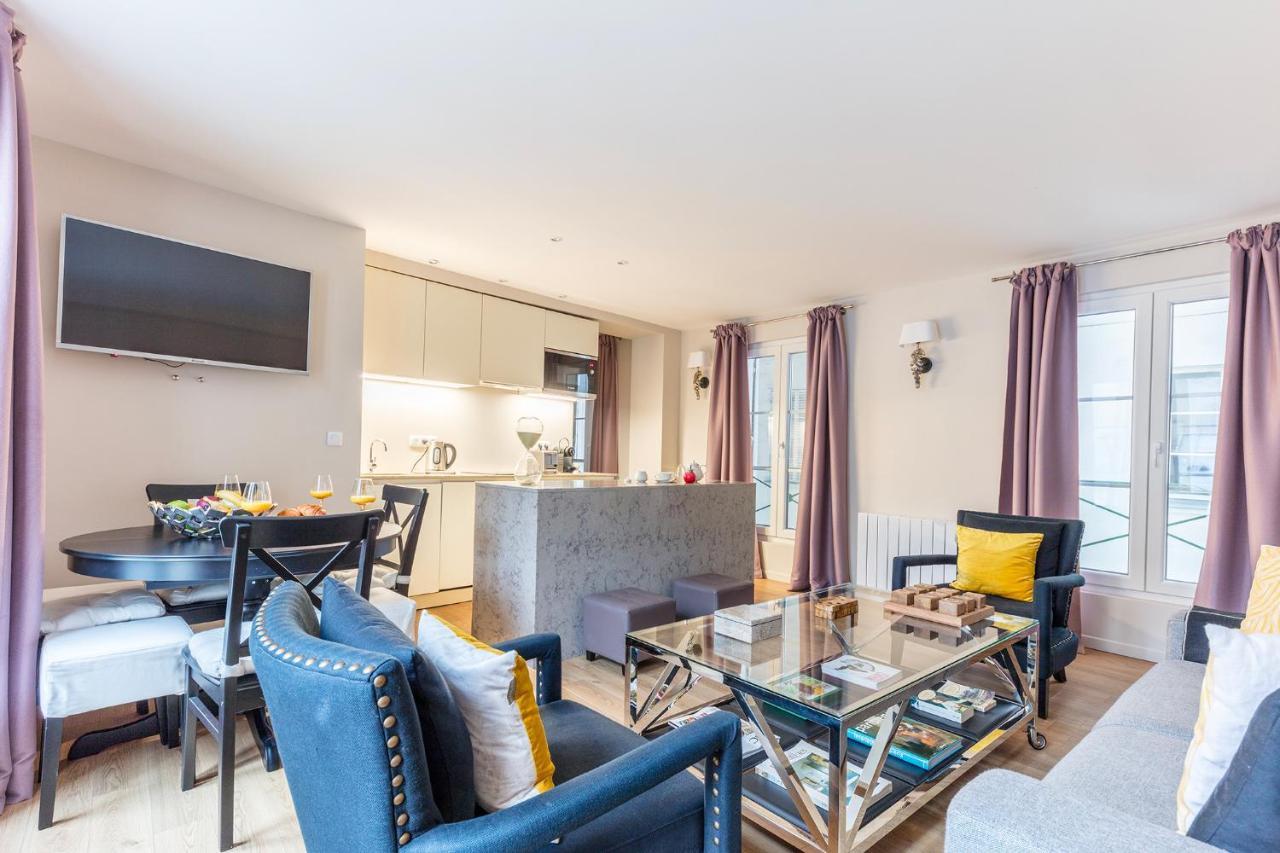 Families And Friends - Center - 110 Sqm *