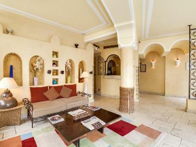 Royale Montsouris Hotel