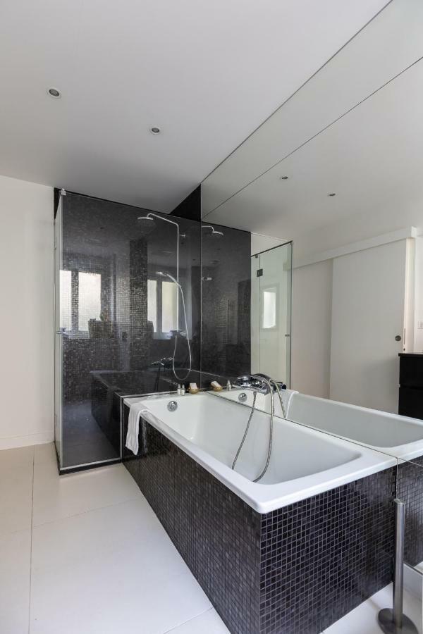Apartment Milestay Champs Elysees Paris