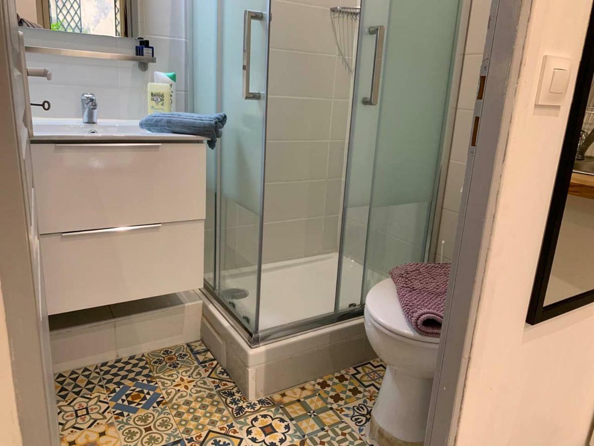 Nice 1 Bedroom Of 26m2 - Lively Area Paris