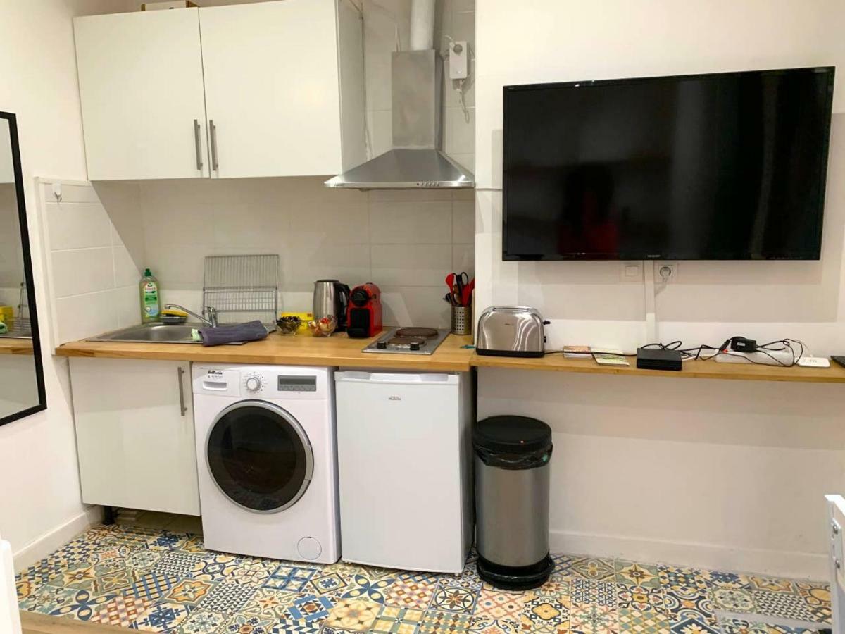 Nice 1 Bedroom Of 26m2 - Lively Area * Paris