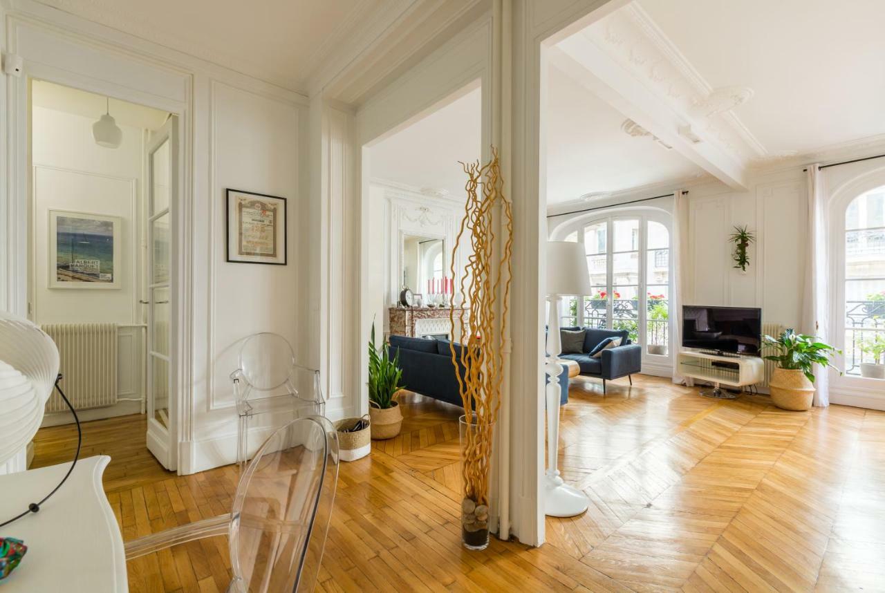 Veeve - Eiffel Elegance Apartment