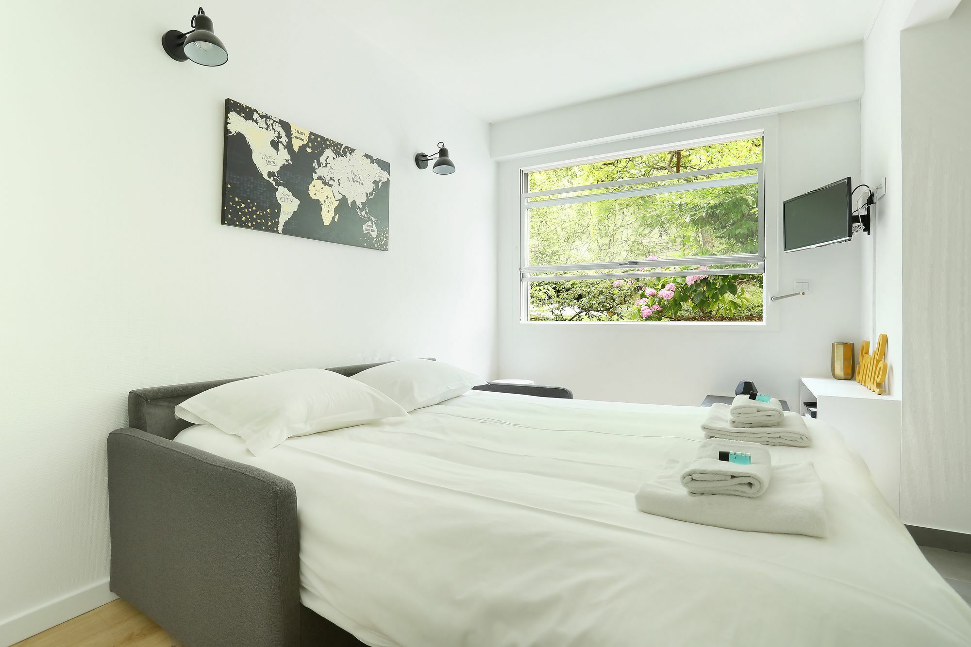 Prestige Champs Elysees Apartment Paris