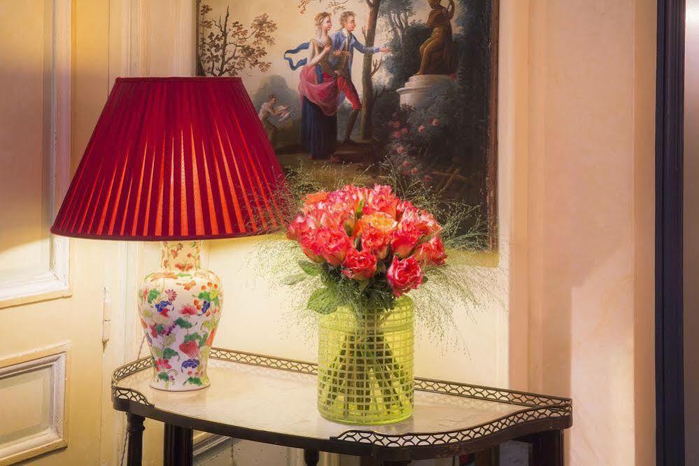Lord Byron Paris