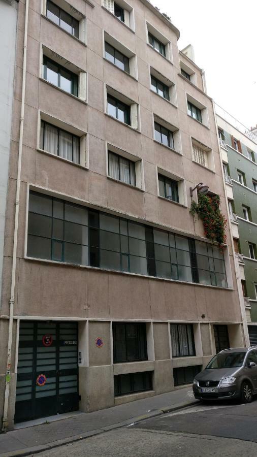 3 Double Bedrooms In Montmartre Near Subway Ac Paris