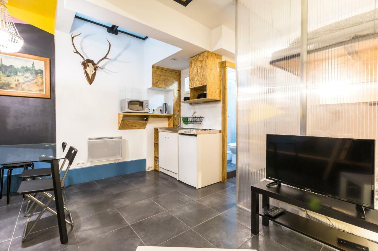Apartment Pretty 25 M2 In A Lively District *
