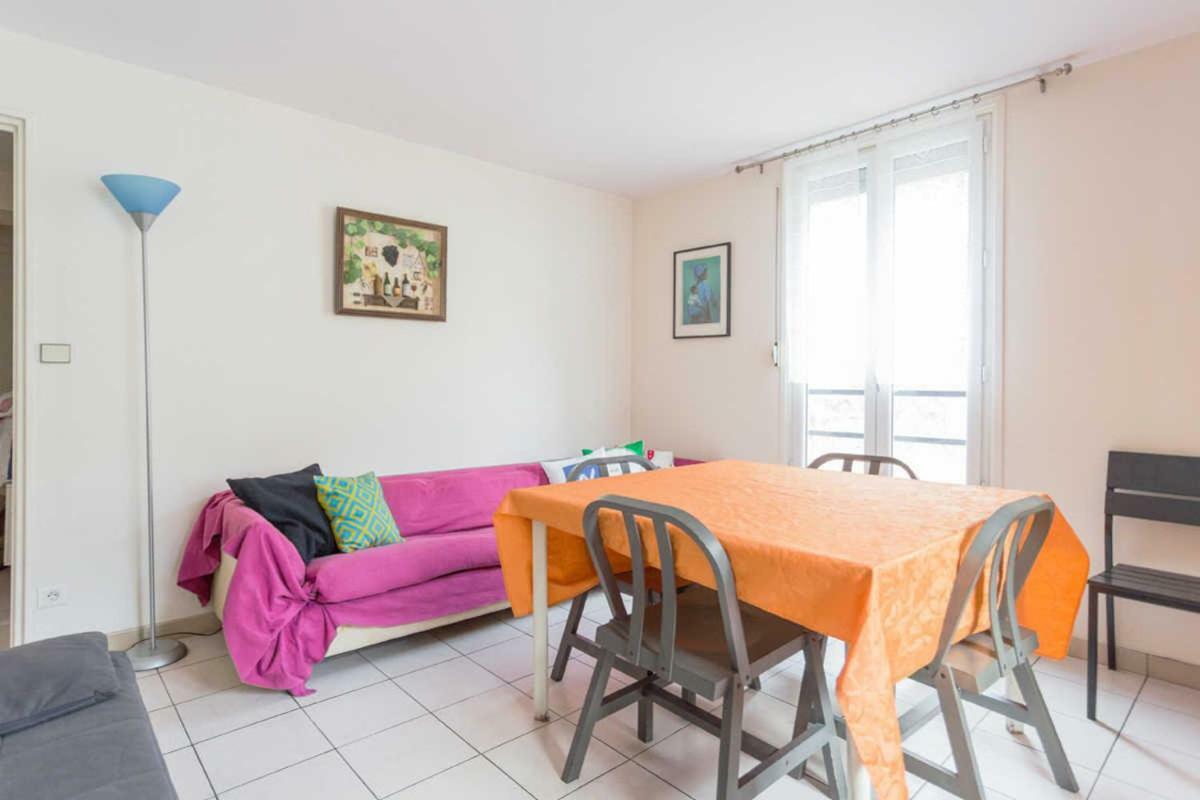 2 Pièces Calme Et Central, 10ème Appartement *