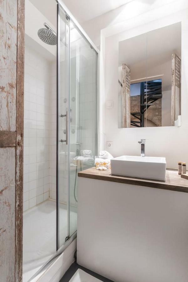 Fabulous Design Loft - High Marais/republique Apartment *
