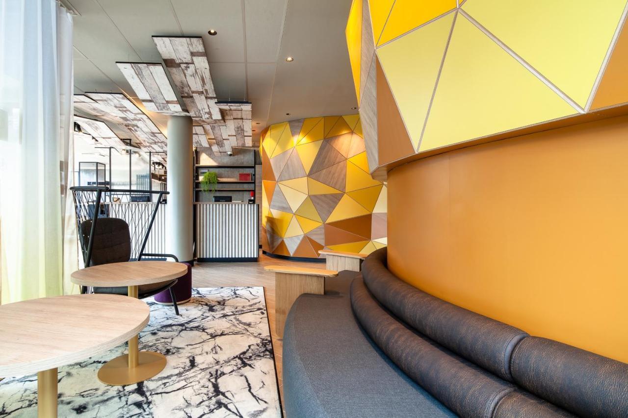 Hotel Porte Des Lilas 2*