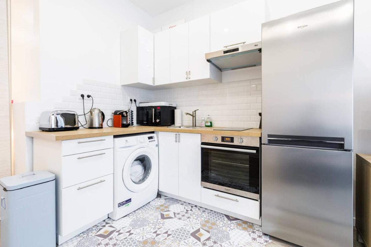Luxurious And Cosy In The Center Of 14 Appartement