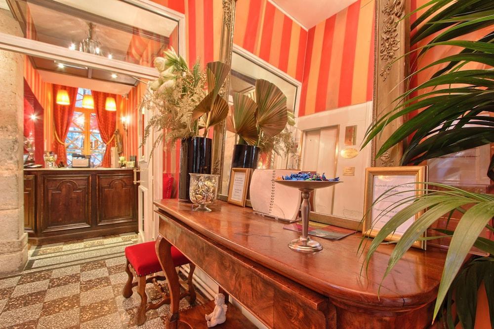 Des Marronniers Hotel Paris