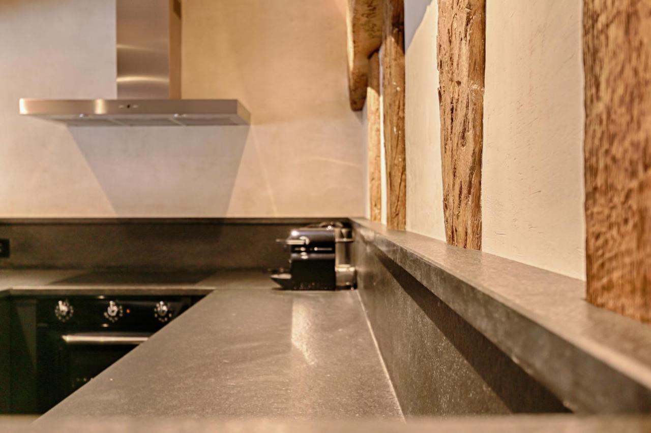 Luxurious & Design Flat 2br/8p- Boulevard Saint Germain Apartment Paris