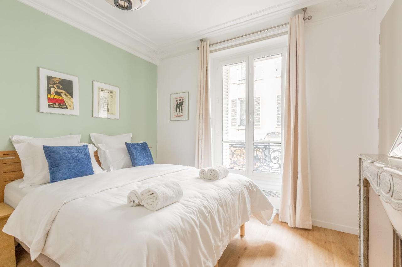 Edgar Martyrs - Lebas Paris