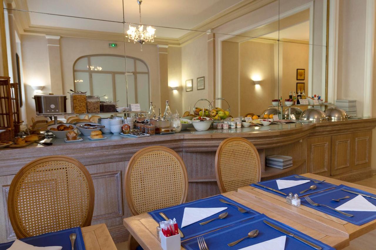 Royal Champs Elysées Hotel 4*