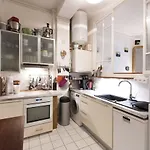 Classic Studio In Montmartre