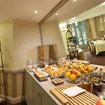 La Residence Du Roy Paris Champs Elysees