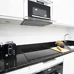 Guestready - Bright And Spacious Apartment Near Eiffel Tower