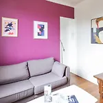 Nice And Calm Flat In Nation At The Heart Of Paris - Welkeys