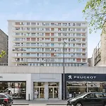 Sunny & quiet 2br near the Eiffel Tower Invalides Beaugrenelle Welkeys