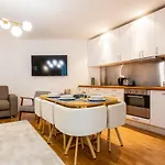 Wonderful Home In Paris