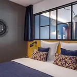 New - Appt Style Le Corbusier Avec Balcon - 8 Pers