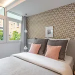 New - Villa Urbaine Au Coeur De Paris - 6 Pers