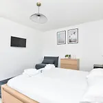 Authentic Apartment - 1Br-4P - La Villette