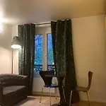 Charming Le Marais Retro