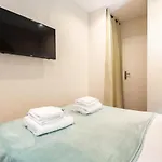 Home Suite Home Canal Saint Martin 2BR
