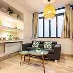 Home Suite Home Canal Saint Martin 2BR