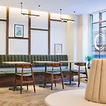 Hotel 10 Opera By Happyculture
