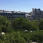 Fully Renovated Bright Studio With High View
