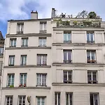 The Perfect Parisian 2 Bdrs Flat At Le Marais