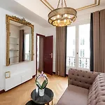Champs Elysées - Lincoln Appartements