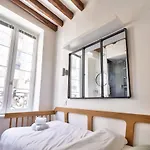 Cute And New Studio Duplex In The Heart Of Paris
