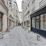 Magnificent Cocoon In The Heart Of Paris