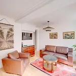 Joli Appartement Atypique Dans Le 15Eme