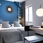 Hôtel Paris La Fayette