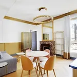 Pick A Flat\'S Apartements In Champs Elysees - Rue Du Colisee