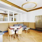 Pick A Flat\'S Apartements In Champs Elysees - Rue Du Colisee