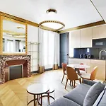Pick A Flat\'S Apartements In Champs Elysees - Rue Du Colisee