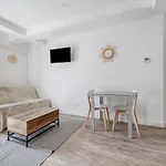 Beautiful Apartement next to Galerie Lafayette VI