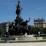 Design Et Calme A Nation