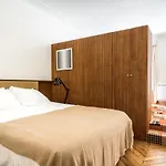 Pied A Terre - Palestro