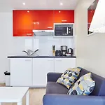 Nice 2 Bedroom Apartment Near Bastille